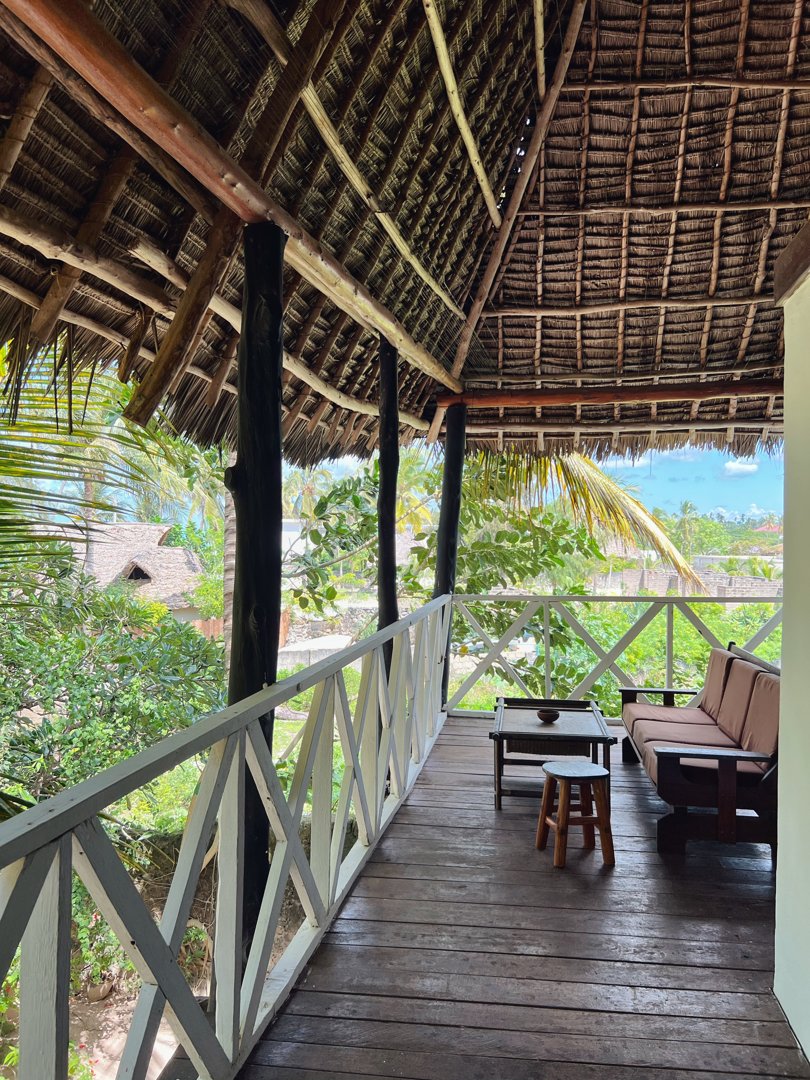 Room for 6-pax in a bungalow - upstairs (S5) Room for 6-pax in a bungalow - upstairs (S5)